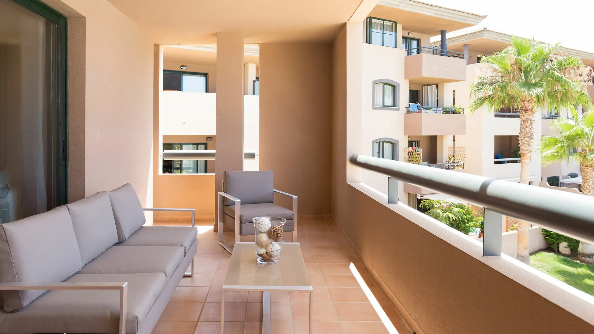 Apartamento Sol Y Luna 아데제 0*,